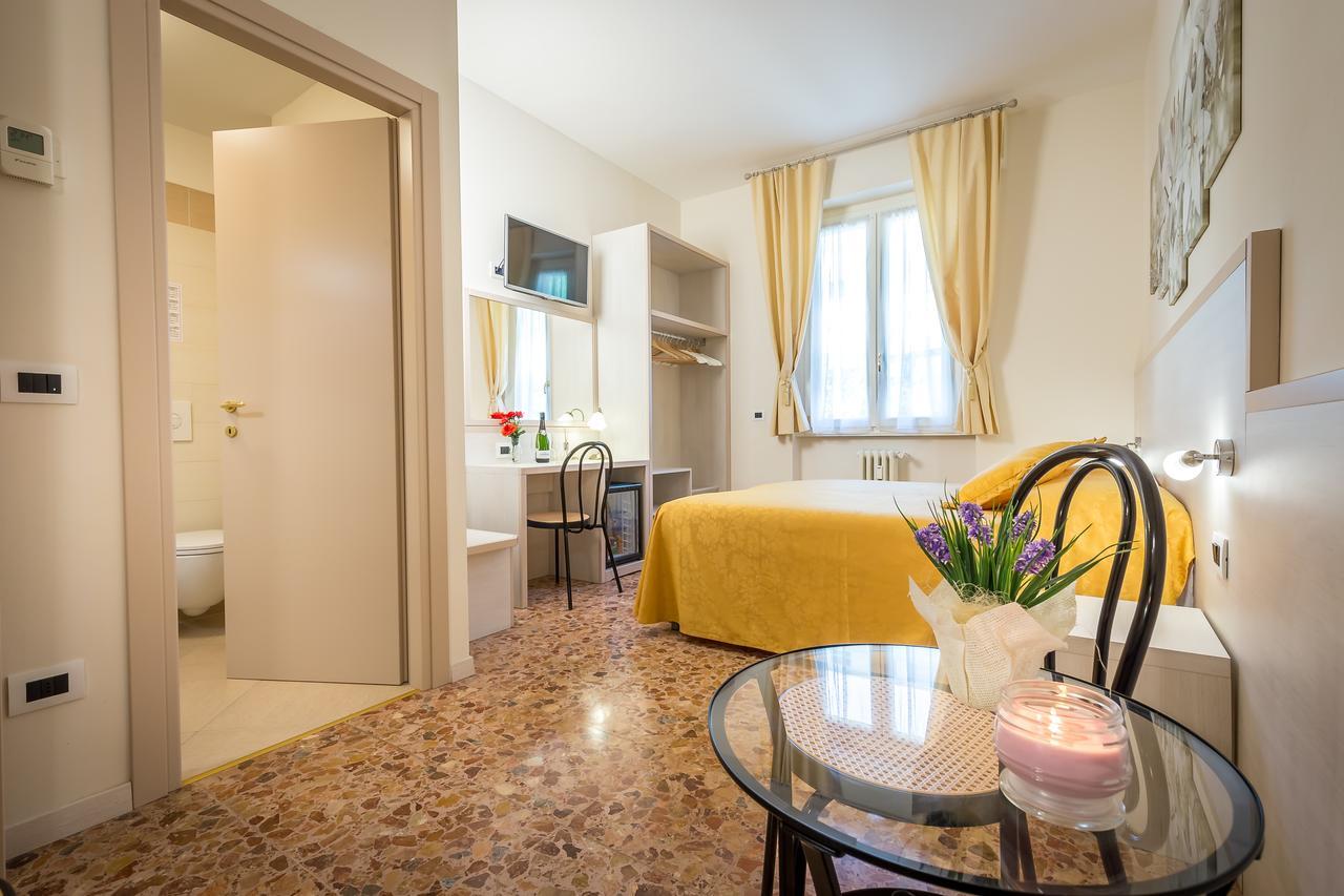 B&B Dolce Luna Florence Exterior photo